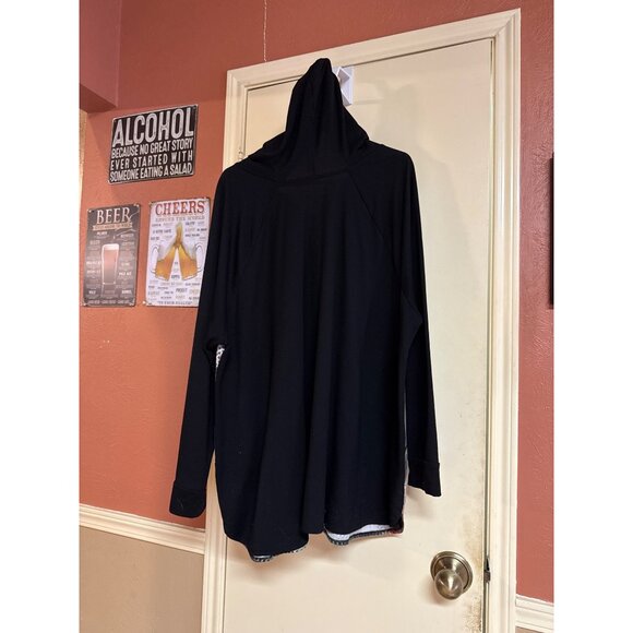 Avenue Womens Plus Size 26/28 Hooded Top With Colorful Abstract Front & Black Sl - Picture 3 of 4